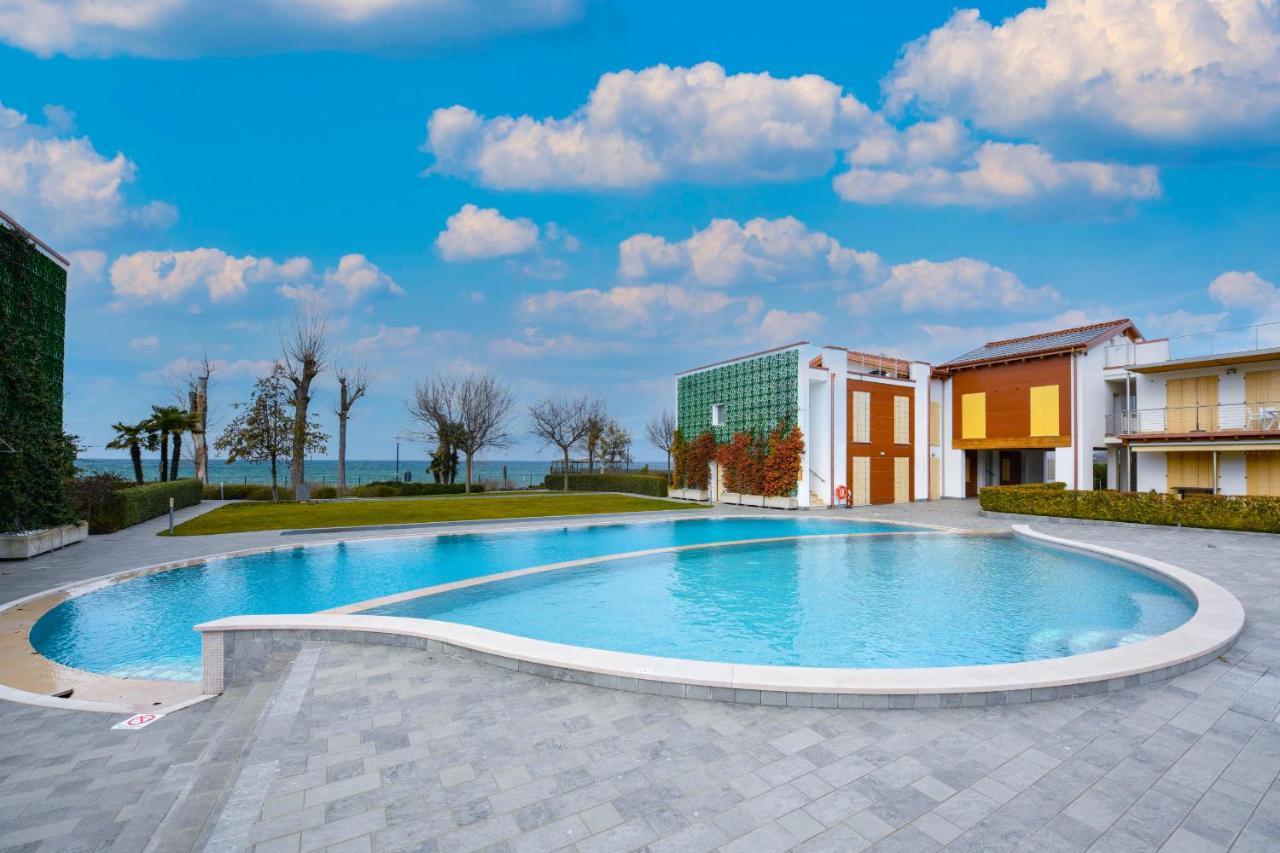 Borgo Gasparina Family Apartments Castelnuovo del Garda Exterior photo